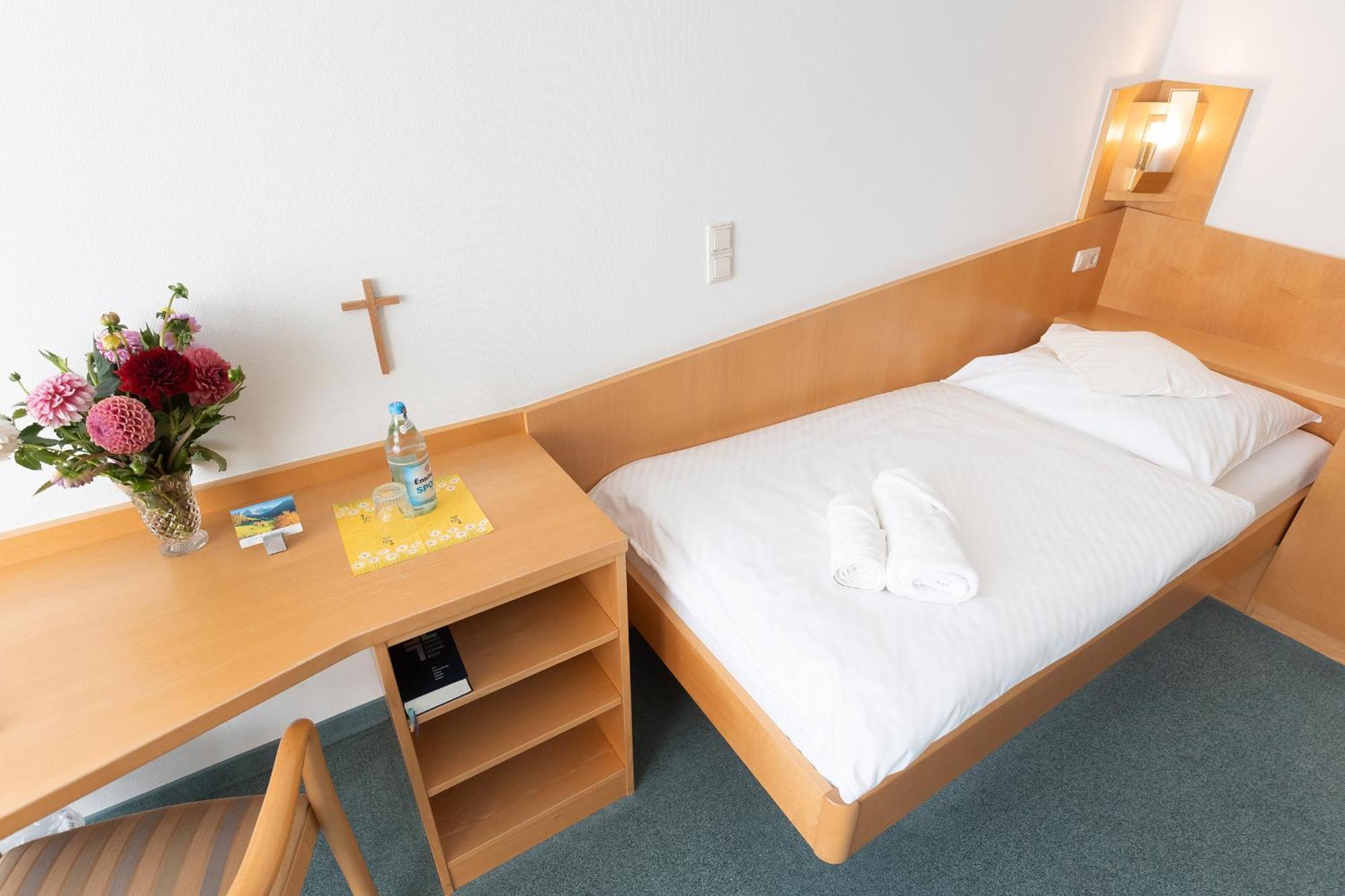 Evangelische Diakonissenanstalt Stuttgart Exterior foto